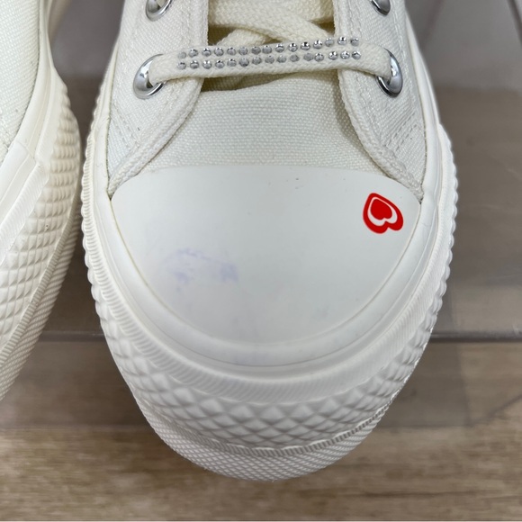 Converse Chuck Taylor All Star Lift Platform Embroidered Hearts 6.5 (A 09114C) - Picture 6 of 10